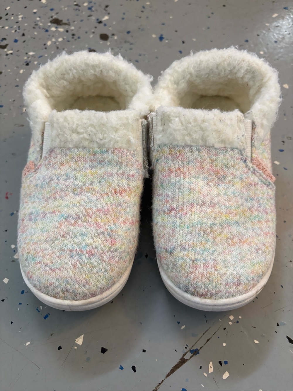 Roxy Toddler Size 8 Cloud Cozy Slip-On Shoes